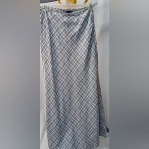 Gap Size 100% Linen Skirt